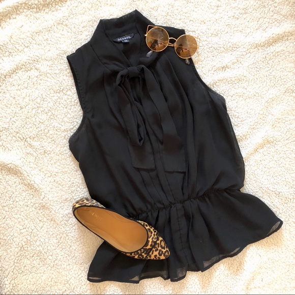 George Tops - George High neck bow tie peplum top